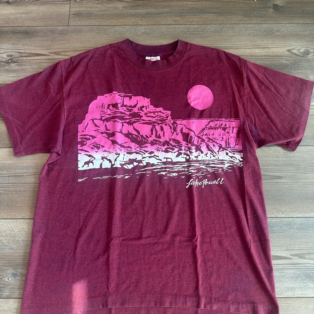 1980s Vintage Lake Powell Artistic Sunset Landscape Tee Shirt XL AOP